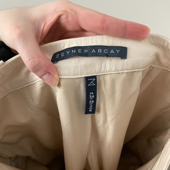 Zeynep Arcay Cropped Leather Taper Pants in Cream Size 2 - Picture 3 of 8